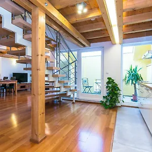 Attic By Wenceslas Square Apartamento